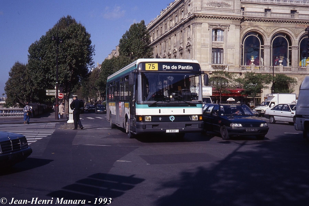 75_jhm-1993-0931---france-paris-ratp-autobus_20429551761_o.jpg