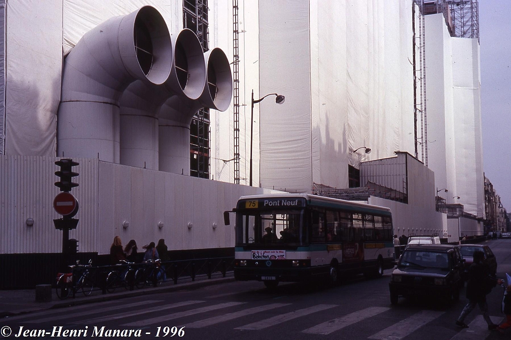 75_jhm-1996-0147---france-paris-ratp-autobus_21172482246_o.jpg