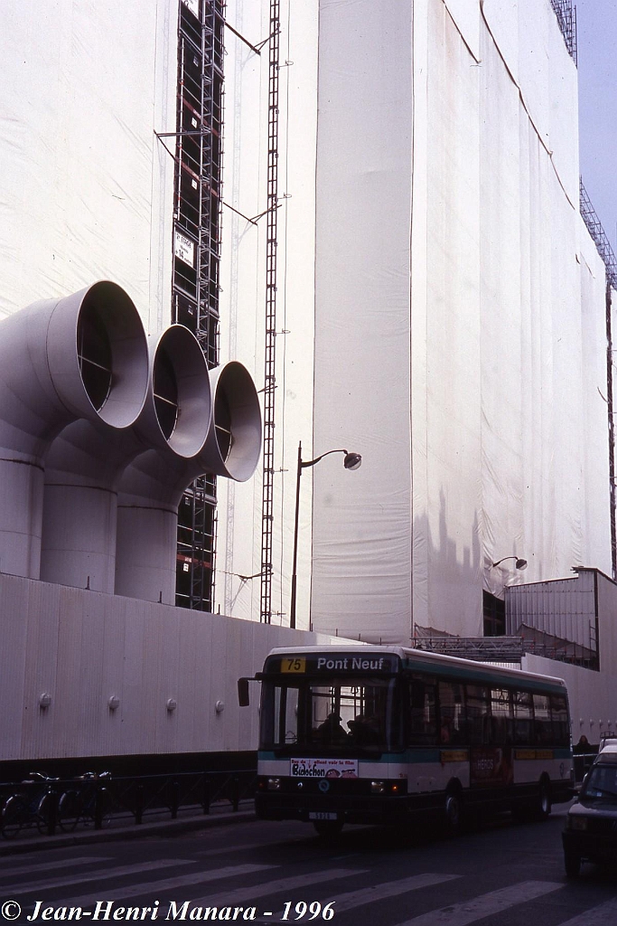 75_jhm-1996-0148---france-paris-ratp-autobus_21188391362_o.jpg