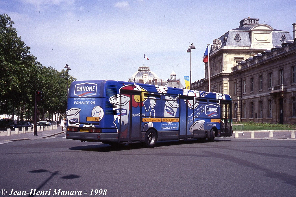 82_jhm-1998-0247---france-paris-ratp-autobus_21541677106_o.jpg - ©  JHM - Merci à JHM