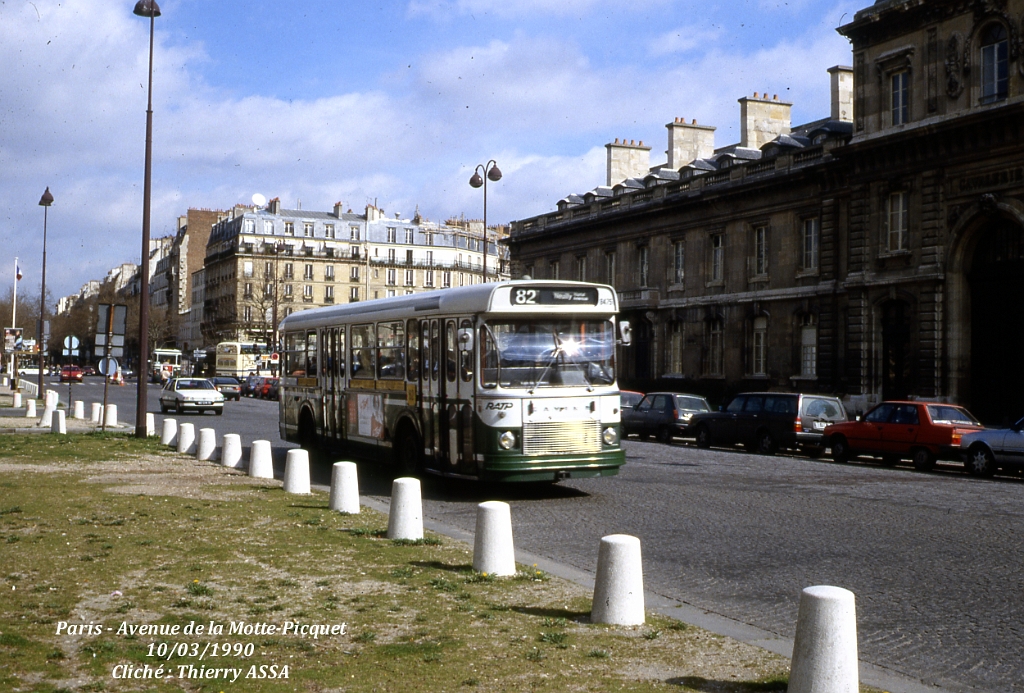 82_t_assa_1990_05071.jpg - ©  T. ASSA- Merci à Thierry Assa