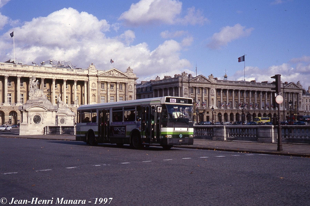 84_jhm-1997-0572---france-paris-ratp-autobus_21192520398_o.jpg