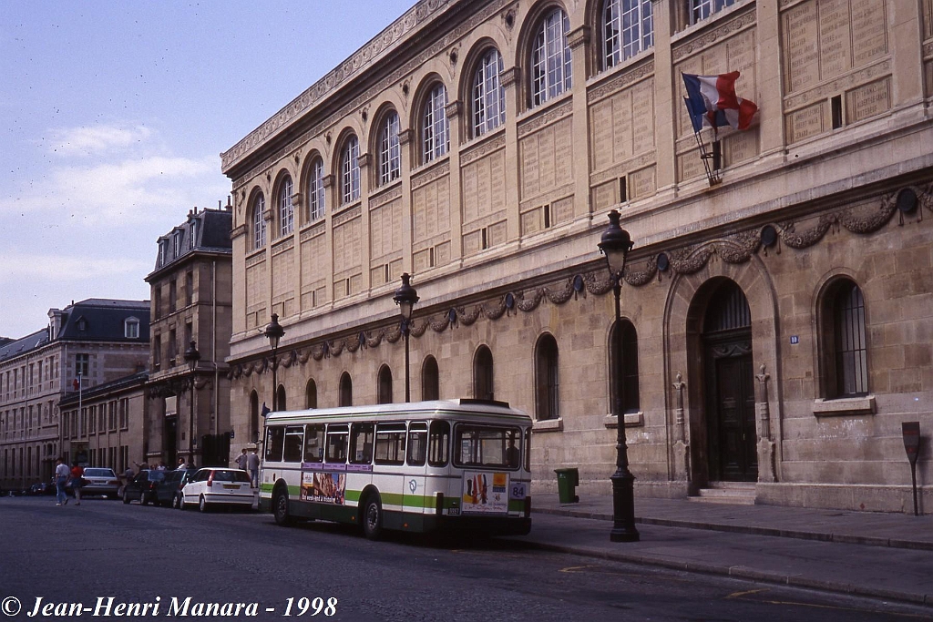84_jhm-1998-0083---france-paris-ratp-autobus_21576774751_o.jpg