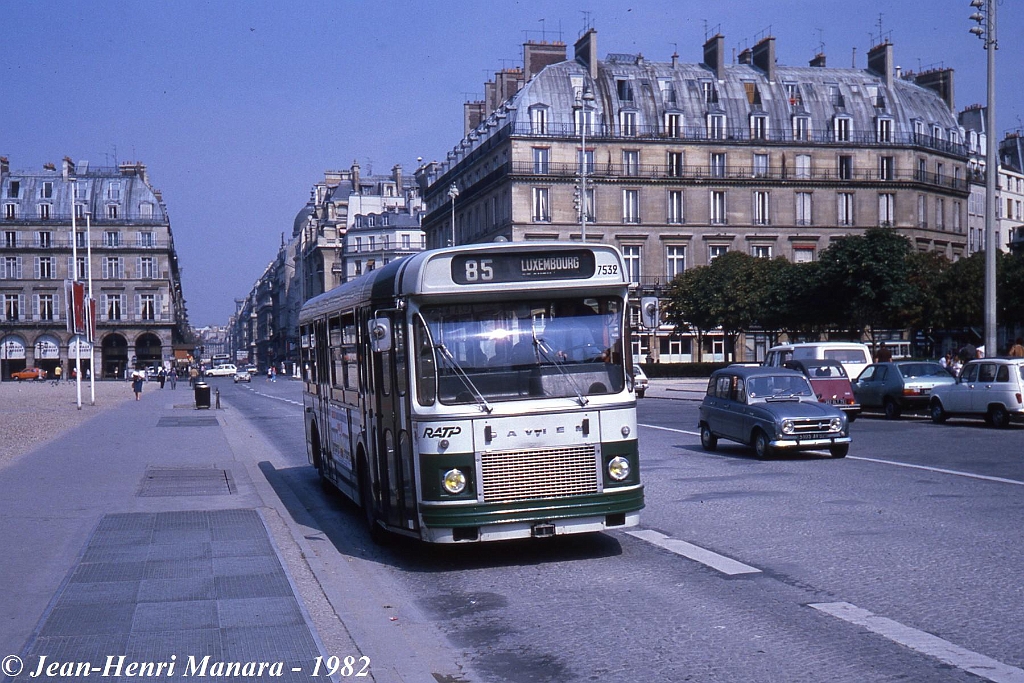 85_jhm-1982-1984---france-paris-ratp-autobus_15565875958_o.jpg