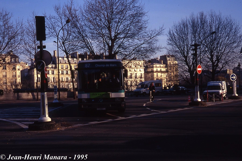 87_jhm-1995-0013---france-paris-ratp-autobus_20840105129_o.jpg