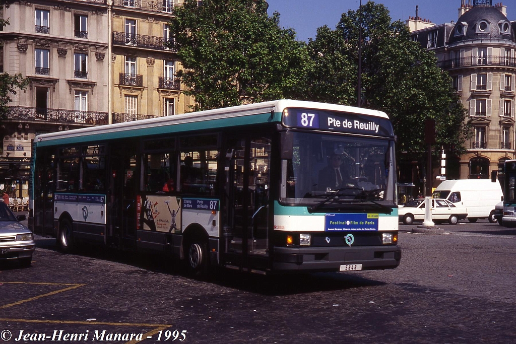 87_jhm-1995-0275---france-paris-ratp-autobus_21034548441_o.jpg