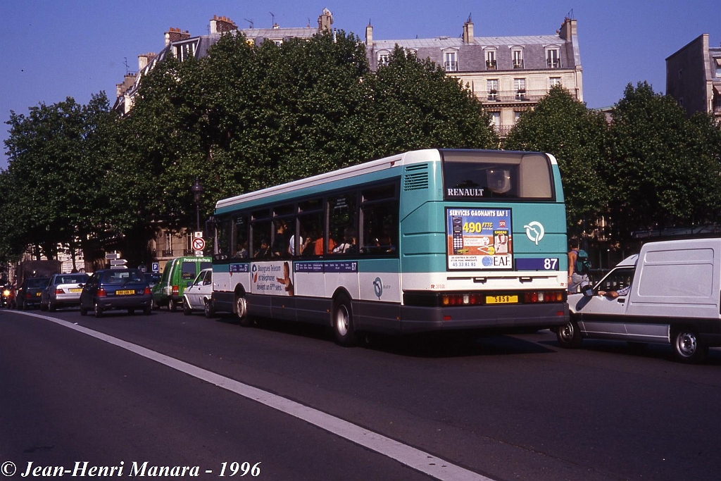 87_jhm-1996-0208---france-paris-ratp-autobus_21010716598_o.jpg