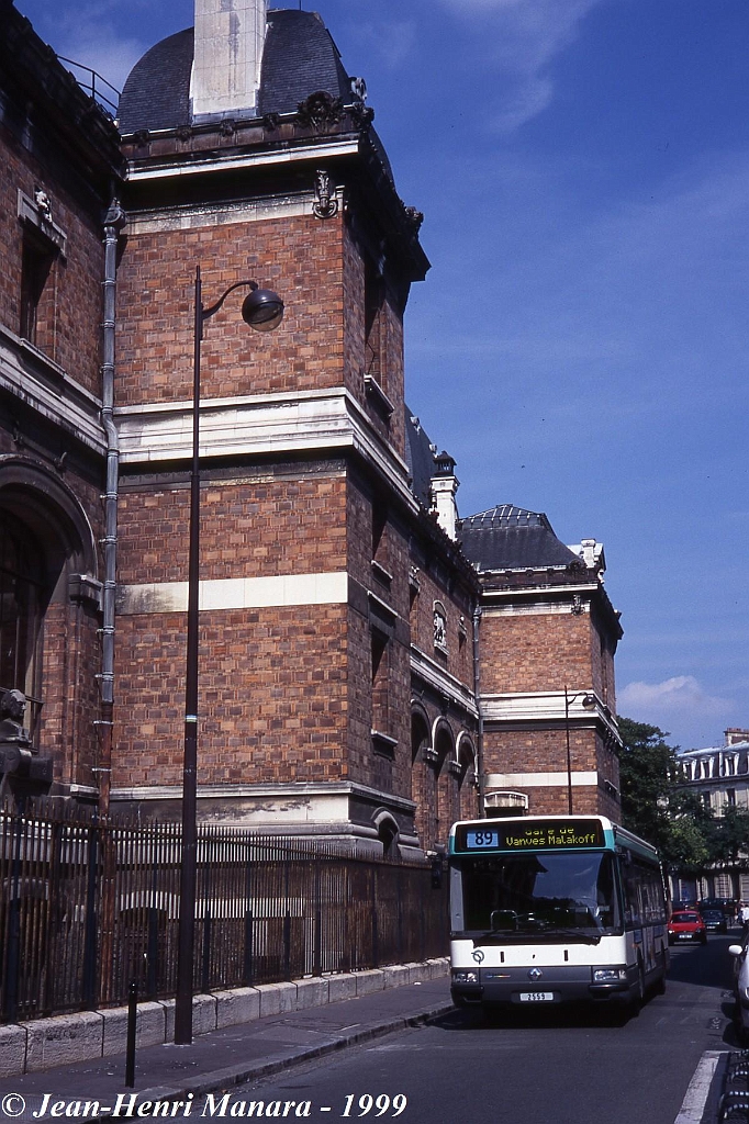 89_jhm-1999-0291---france-paris-ratp-autobus_21700762096_o.jpg