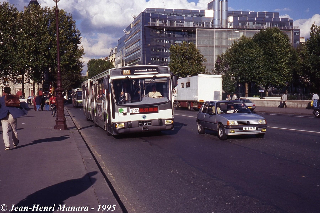 91_jhm-1995-0567---france-paris-ratp-autobus_21027000955_o.jpg