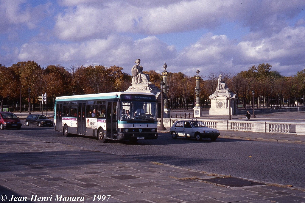 94_jhm-1997-0571---france-paris-ratp-autobus_21193469109_o.jpg - © Jean-Henri Manara - Merci à Jean-Henri Manara