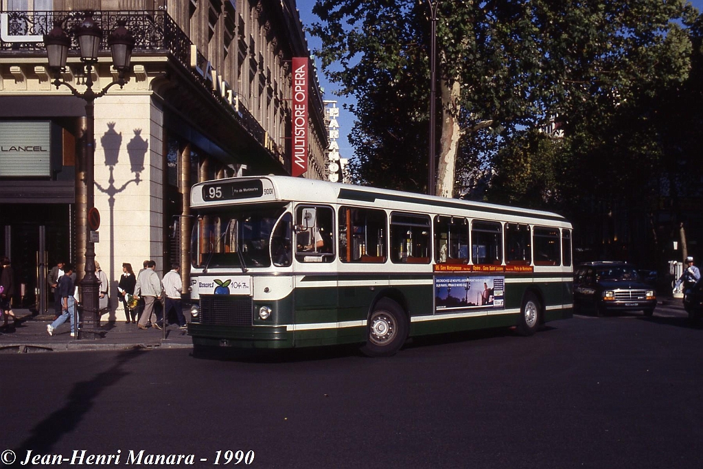 95_jhm-1990-1186_18229375389_o.jpg - © Jean-Henri Manara - Merci à Jean-Henri Manara