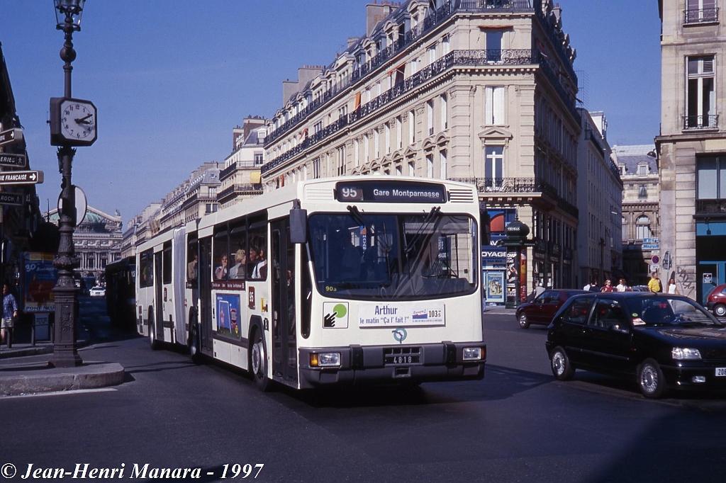 95_jhm-1997-0520---france-paris-ratp-autobus_21192412718_o.jpg - © Jean-Henri Manara - Merci à Jean-Henri Manara