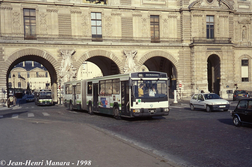 95_jhm-1998-0036---france-paris-ratp-autobus_21380065400_o.jpg - © Jean-Henri Manara - Merci à Jean-Henri Manara