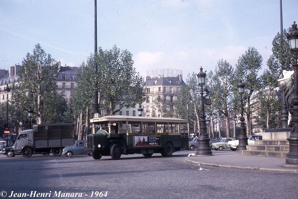 55_jhm-autobus-tn6-a_5894539601_o.jpg - © Jean-Henri Manara - Merci à Jean-Henri Manara 
