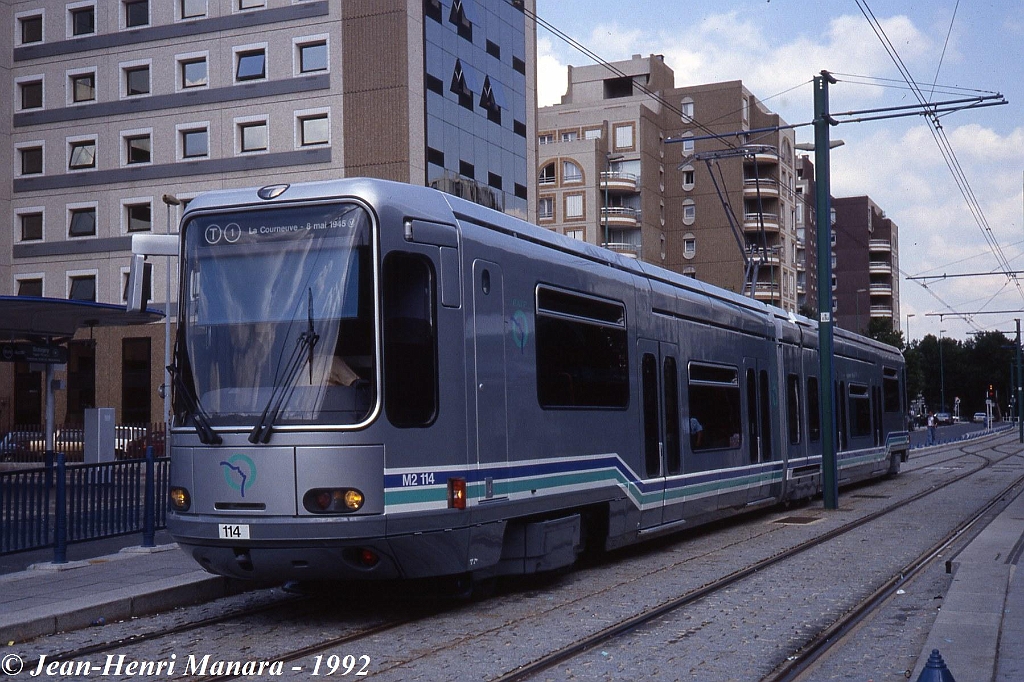 jhm-1992-0371---bobigny-paris-ratp-tramway-t1-couleurs-dorigine_9373494198_o.jpg