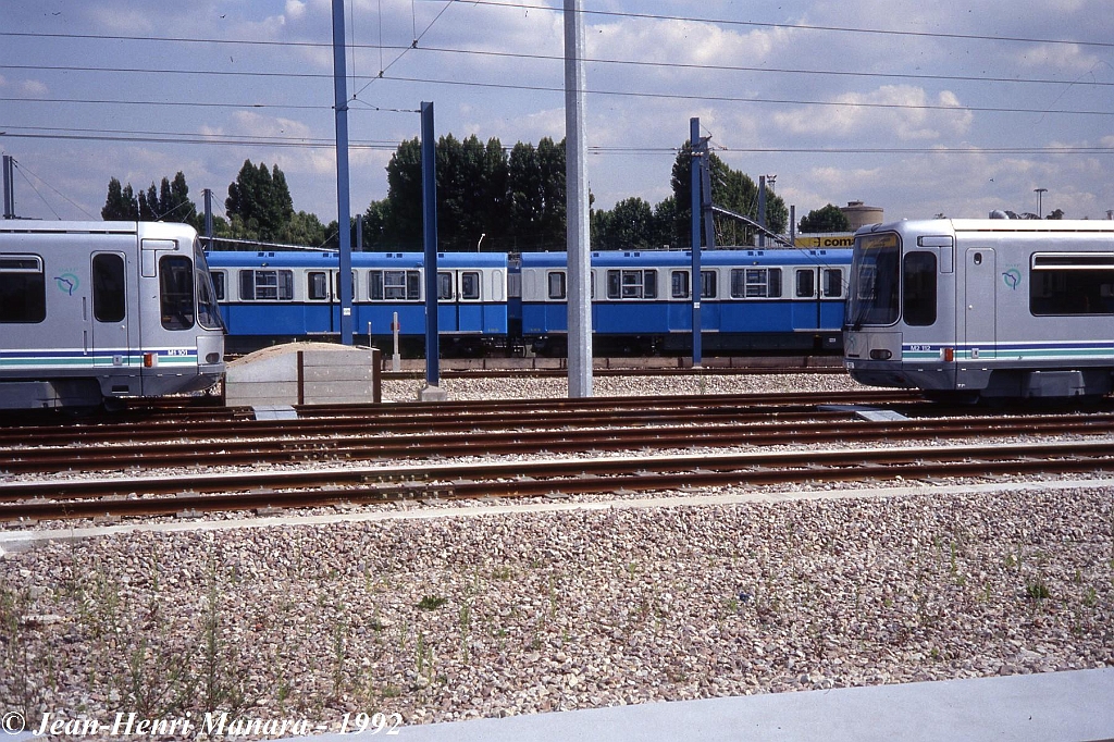 jhm-1992-0401---france-bobigny-ratp-dpot-mtro-et-tramway_15479981264_o.jpg