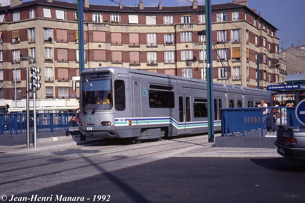 jhm-1992-0415---la-courneuve-paris-ratp-tramway-t1-couleurs-dorigine_9373505350_o.jpg