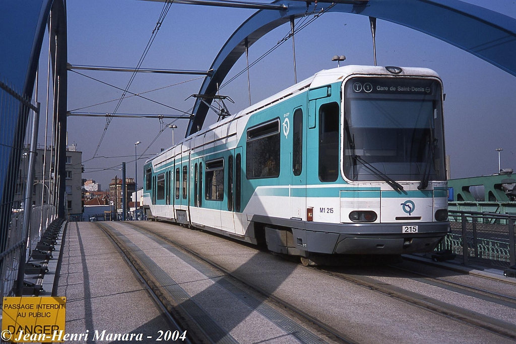 jhm-2004-0015---france-ratp-paris-tramway-t1-entre-bobigny-et-noisy-lesec_9739374891_o.jpg